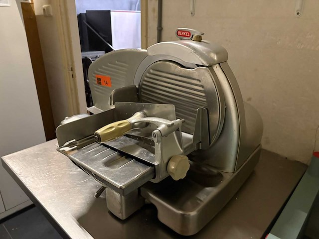 Berkel vleessnijmachine - afbeelding 6 van  6