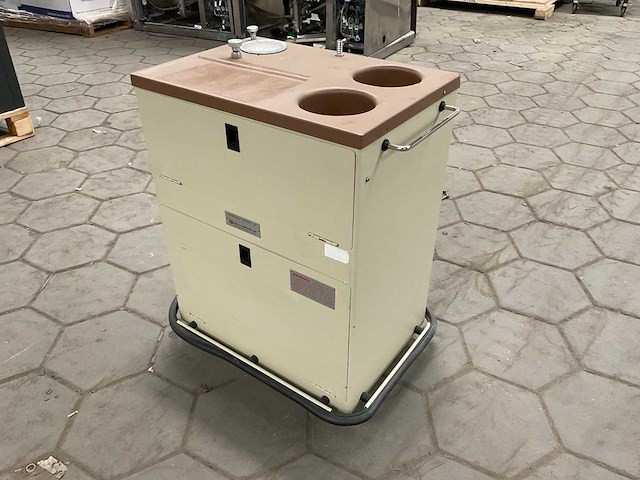 Berkeley medevices sv 15 surgical aspirator vacuum suction - afbeelding 4 van  11