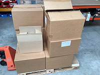 Berker arsys wit palletdeal diverse schakelmateriaal - afbeelding 1 van  12