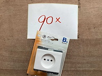 Berker arsys wit palletdeal diverse schakelmateriaal - afbeelding 11 van  12