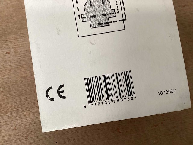 Berker s1 combinatie met randaarde (37x) - afbeelding 4 van  5