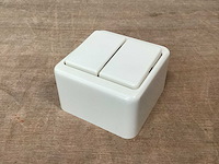 Berker schakelaar opbouw, dubbele serieschakelaar (39x) - afbeelding 1 van  4