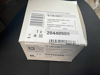Berker thermostaat met display en maakcontact - afbeelding 2 van  2