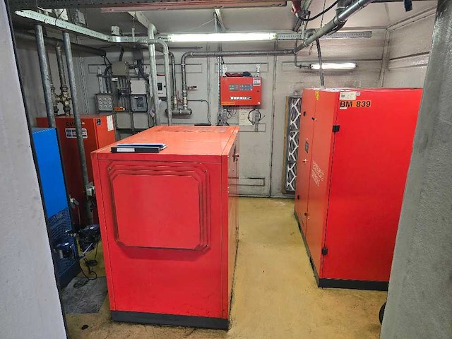 Berko - zuigercompressor (2x) - afbeelding 38 van  39