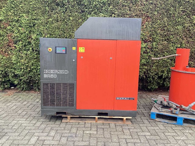 Berko br50 compressor - olie/water afscheider - luchtdroger - afbeelding 19 van  23
