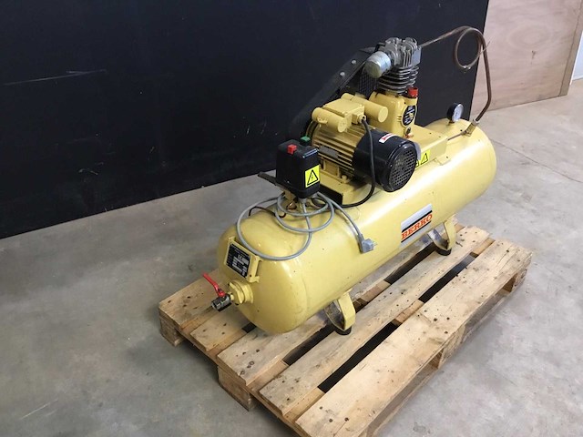 Berko bt-135/100 luchtcompressor - afbeelding 2 van  6