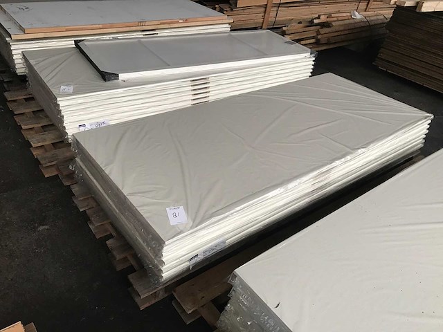 Berkvens - - pallet binnendeuren 231,5x93 l (7x) - afbeelding 1 van  2