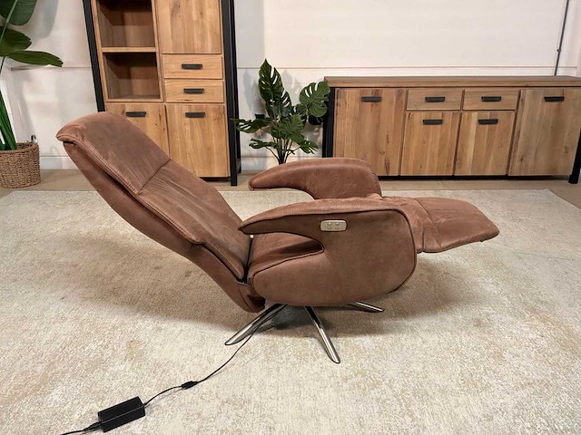 Berlin draaibare electrische fauteuil - afbeelding 2 van  11