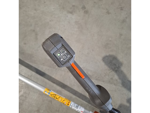 Bermmaaier + oplaadpakket voor accupack husqvarna, 520irx, bouwjaar 2023 - afbeelding 6 van  9