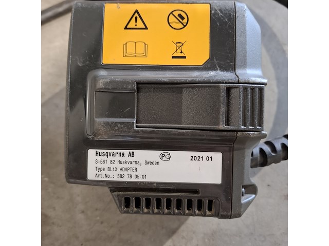 Bermmaaier + oplaadpakket voor accupack husqvarna, 520irx, bouwjaar 2023 - afbeelding 8 van  9