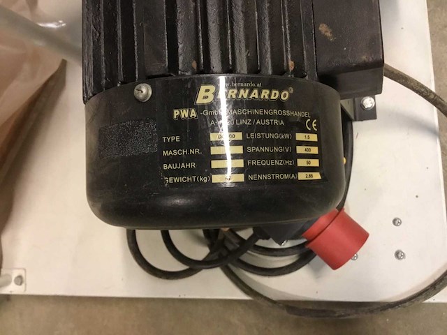 Bernardo dc300 filter afzuiginstallatie - afbeelding 4 van  5