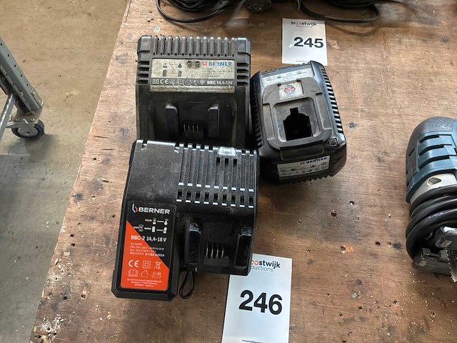 Berner accu lader (3x) - afbeelding 1 van  4