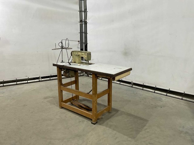 Bernina - vintage naaimachine - afbeelding 1 van  7