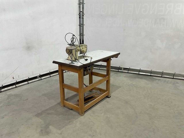 Bernina - vintage naaimachine - afbeelding 2 van  7
