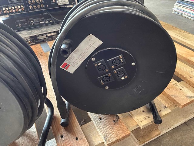 Bernnenstuhl xlr haspel (2x) - afbeelding 5 van  7