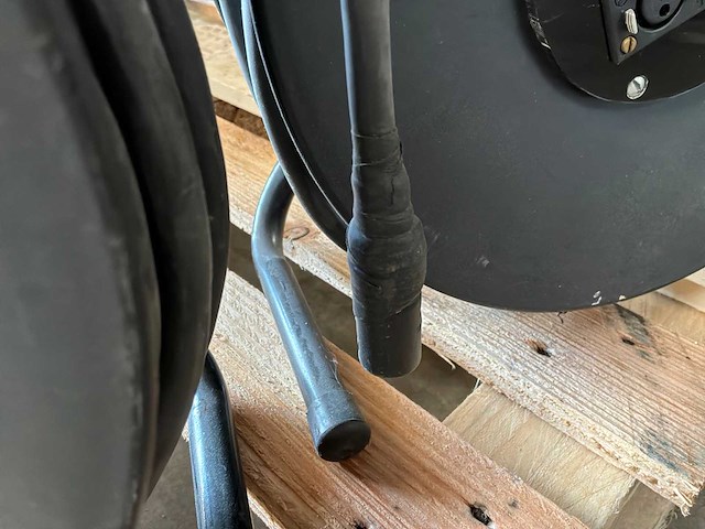 Bernnenstuhl xlr haspel (2x) - afbeelding 6 van  7