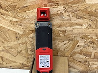 Bernstein 6018119047 veiligheidsschakelaar 24 v dc/ac 5 a separate actuator momentary ip67 - afbeelding 4 van  5