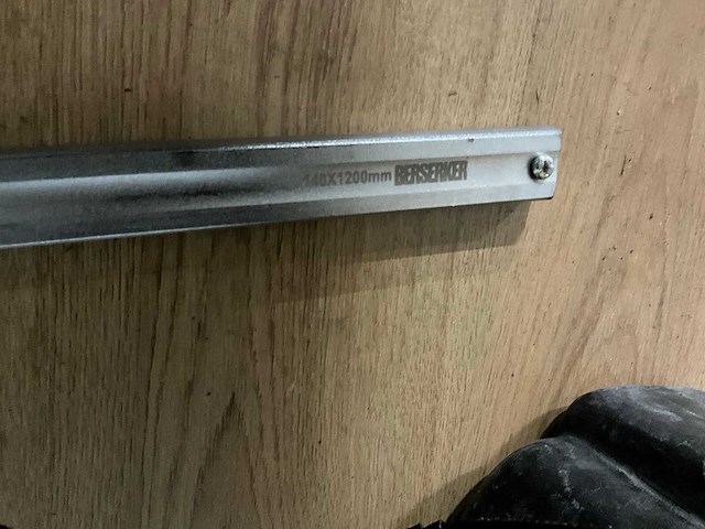 Berserker 140x1200 mm lijmklem (2x) - afbeelding 1 van  1