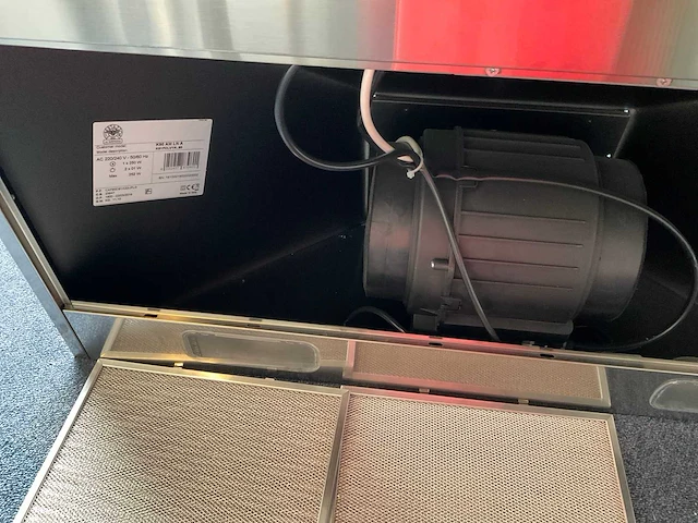 Bertazzoni k90amlna afzuigkap met motor en verlichting zwart/rvs - afbeelding 4 van  4