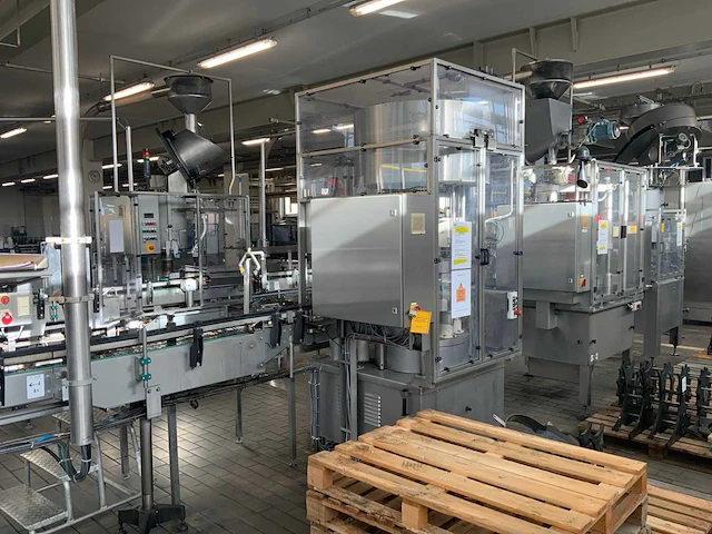 Bertolaso delta kurkensluitmachine - afbeelding 10 van  15