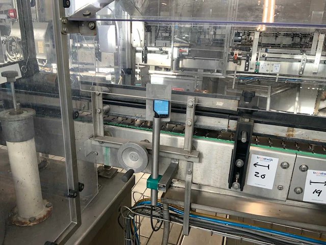 Bertolaso delta kurkensluitmachine - afbeelding 3 van  15