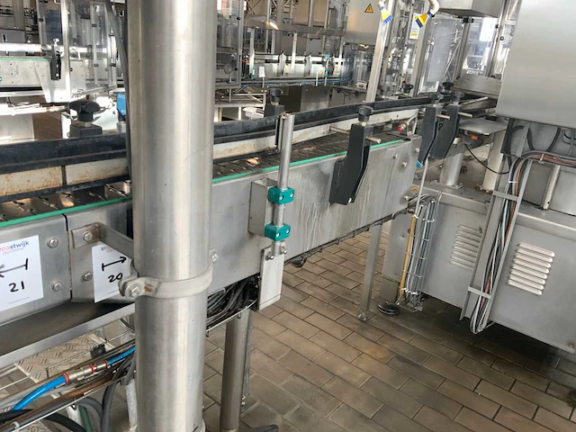 Bertolaso delta kurkensluitmachine - afbeelding 4 van  15
