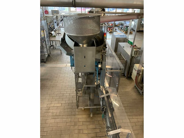 Bertolaso stelvin flessensluitmachine - afbeelding 18 van  21
