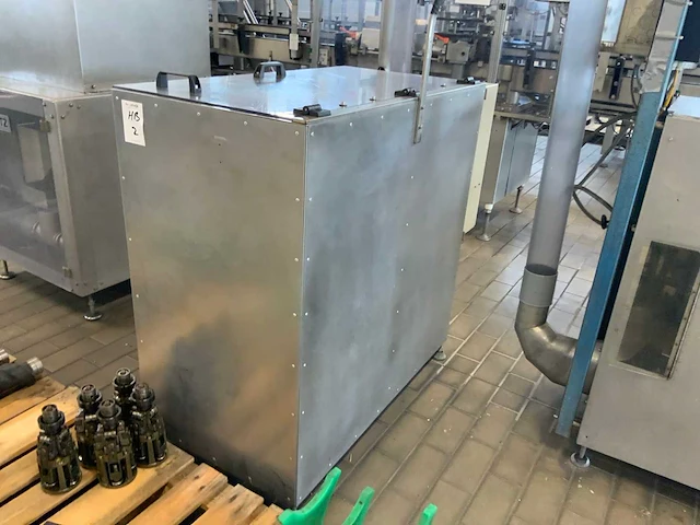 Bertolaso stelvin flessensluitmachine - afbeelding 7 van  21