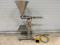 Bertolini - dsa1000 - rvs vulmachine met pedaalbediening - afbeelding 1 van  12