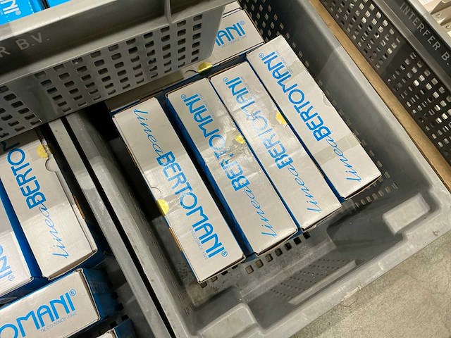 Bertomani divers deurbeslag - afbeelding 4 van  8