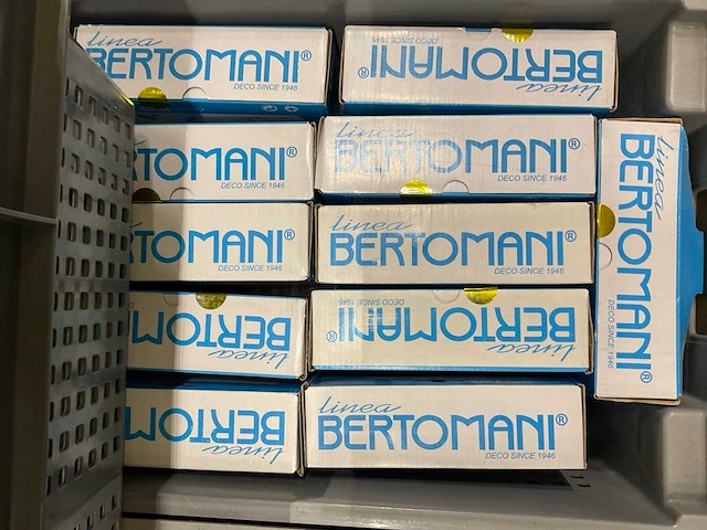 Bertomani divers deurbeslag - afbeelding 17 van  75