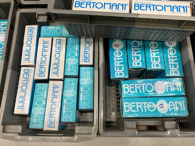 Bertomani divers deurbeslag - afbeelding 46 van  75