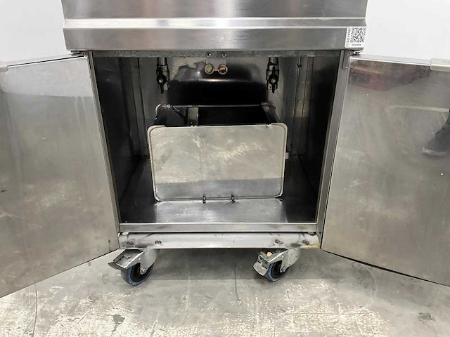 Berto's - mobiele friteuse - afbeelding 4 van  8