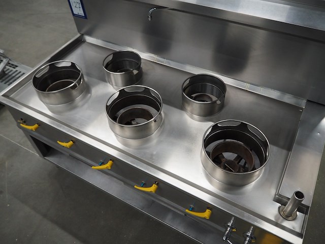 Bertrand - afbeelding 8 van  12