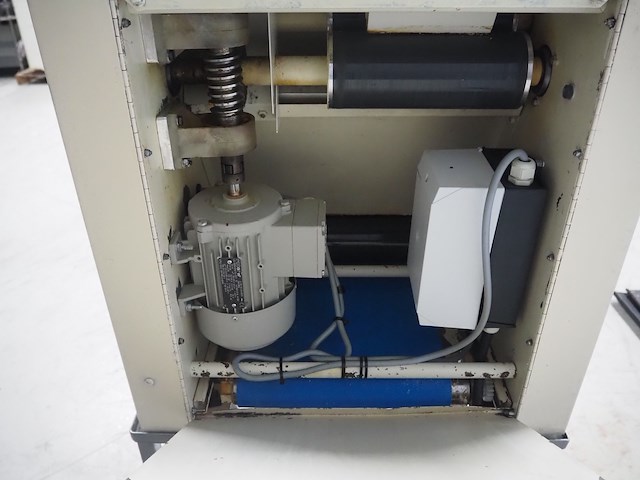 Bertrand - afbeelding 3 van  12