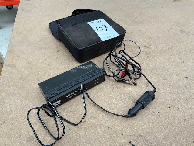 Beru memory safe acculader 12v - afbeelding 1 van  2