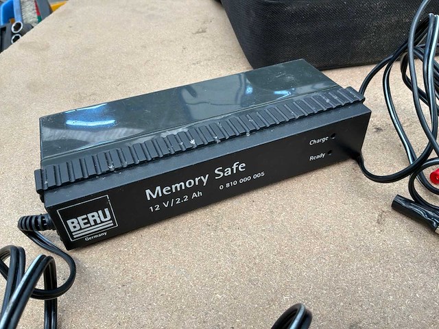 Beru memory safe acculader 12v - afbeelding 2 van  2
