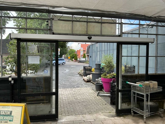 Besam automatische deuren - afbeelding 1 van  4