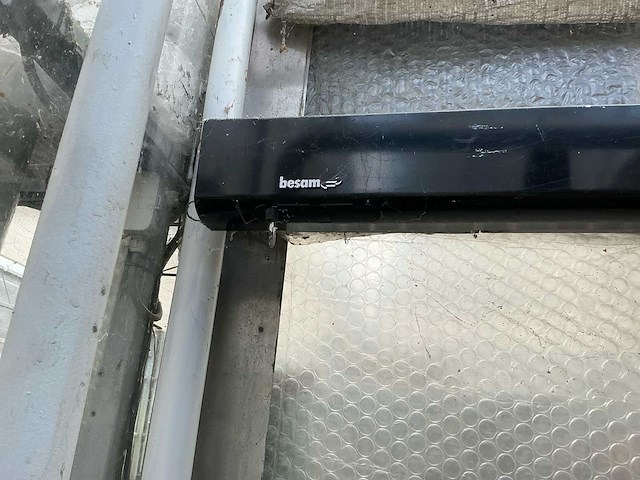 Besam automatische deuren - afbeelding 2 van  3