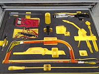 Beschadigde gereedschapswagen met inhoud, lista - afbeelding 4 van  10