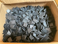 Beschermhoeken hoekprofiel pvc zwart 3,5x3,5x2,4 (4000x) - afbeelding 2 van  3