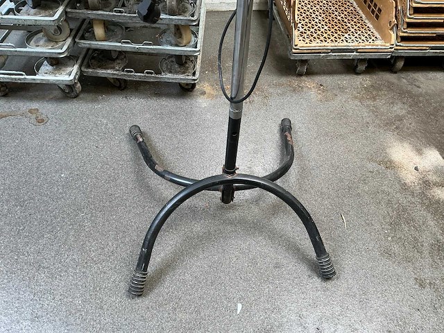 Besli ventilator op staander - afbeelding 3 van  6