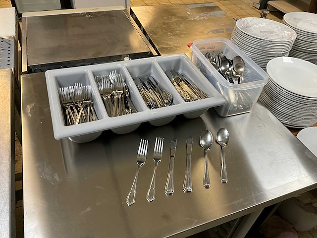 Bestek sets (90x) - afbeelding 1 van  9