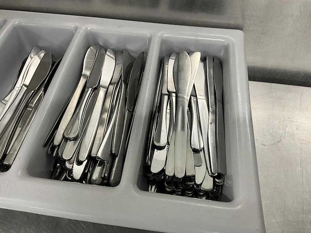 Bestekbak met messen - afbeelding 4 van  4