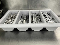 Bestekbak met messen - afbeelding 1 van  1