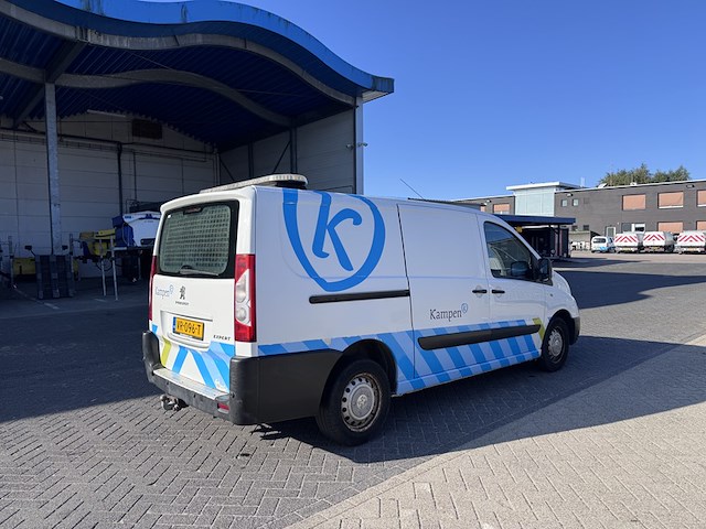 Bestelbus, peugeot, expert 2.0 hdi l2h1 automaat, 229 2.0 hdi l2h1 profit+, 2015 - afbeelding 30 van  33