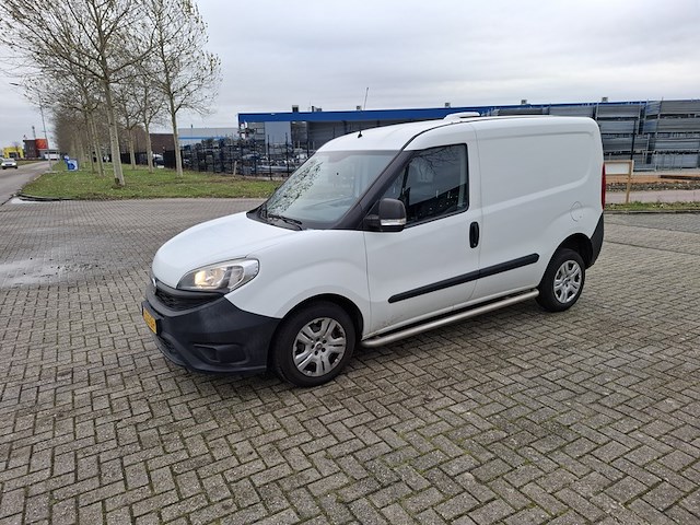 Bestelwagen fiat, doblo, bouwjaar 2016 - afbeelding 1 van  46