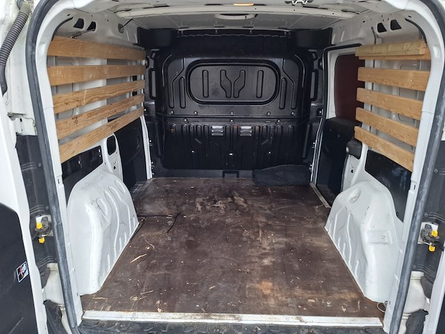 Bestelwagen fiat, doblo, bouwjaar 2016 - afbeelding 18 van  46
