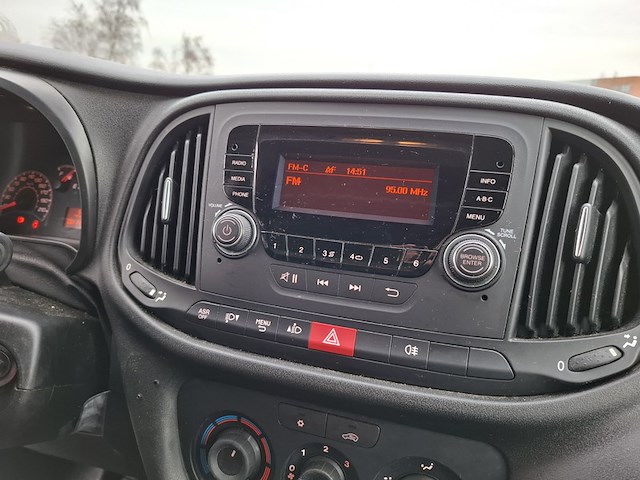 Bestelwagen fiat, doblo, bouwjaar 2016 - afbeelding 32 van  46