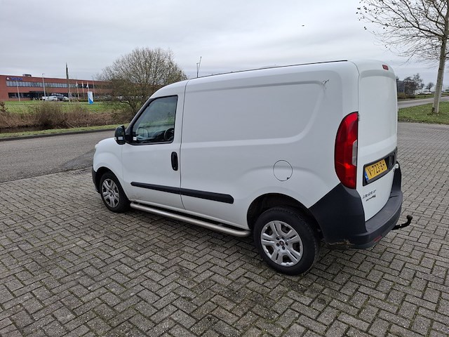Bestelwagen fiat, doblo, n.v.t., bouwjaar 2016 - afbeelding 2 van  46